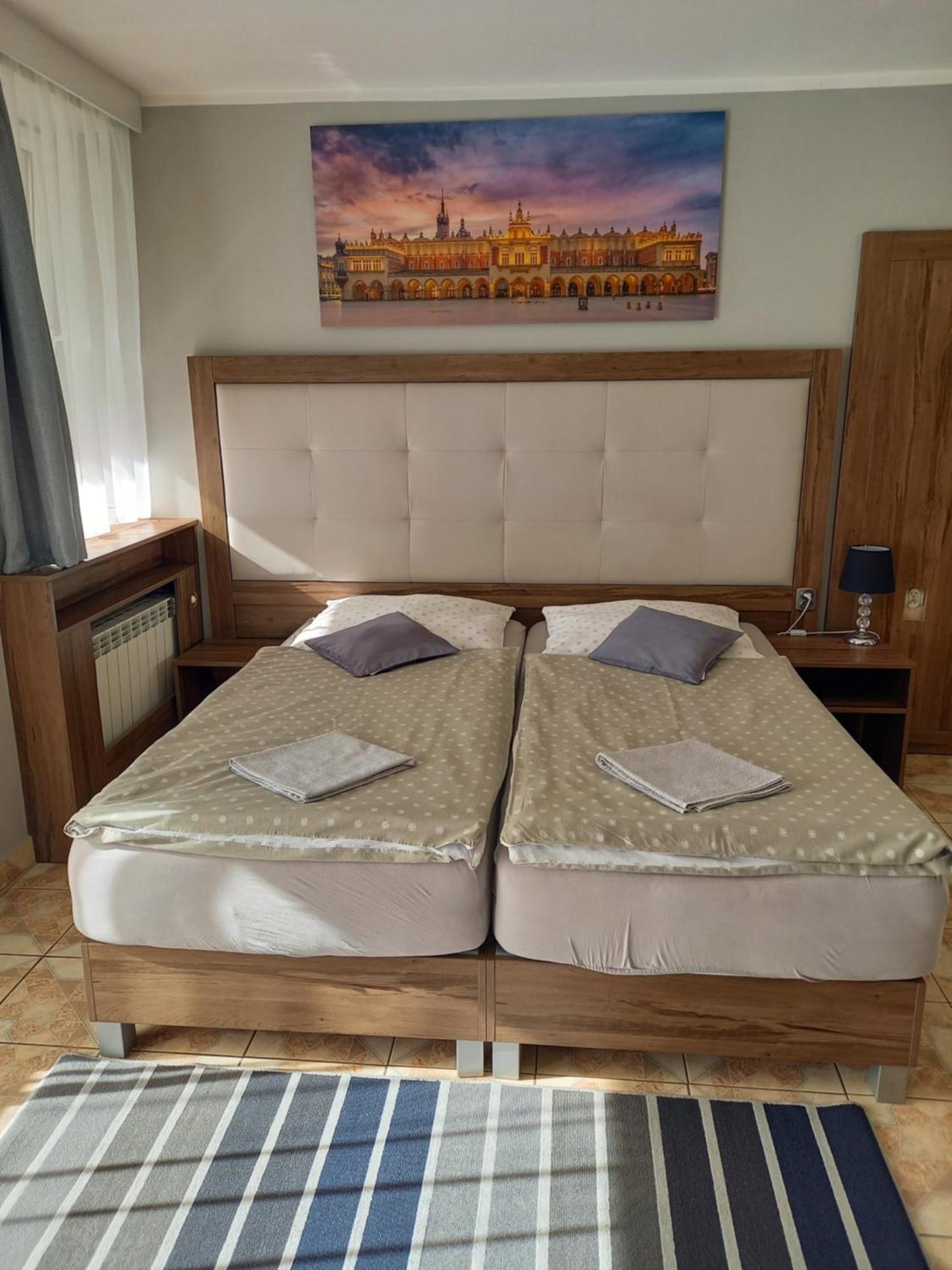 Mini Apartamenty Centrum Krakow Bagian luar foto